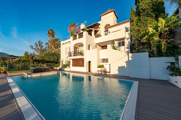 Luxury home rental Singapore - Premium residential properties for lease